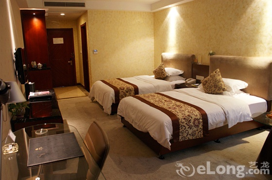 ���ñ���ʵ��