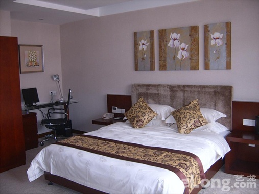 ���ñ���ʵ��