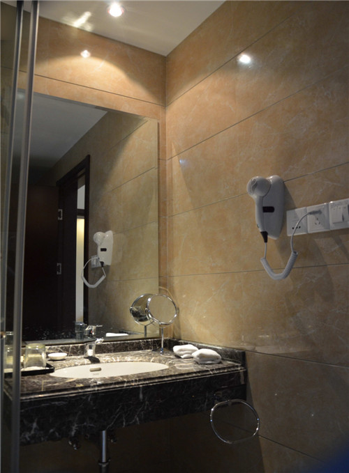 �ͷ��l(w��i)���g