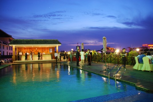 ������Ӿ��A