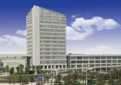 ���̰���